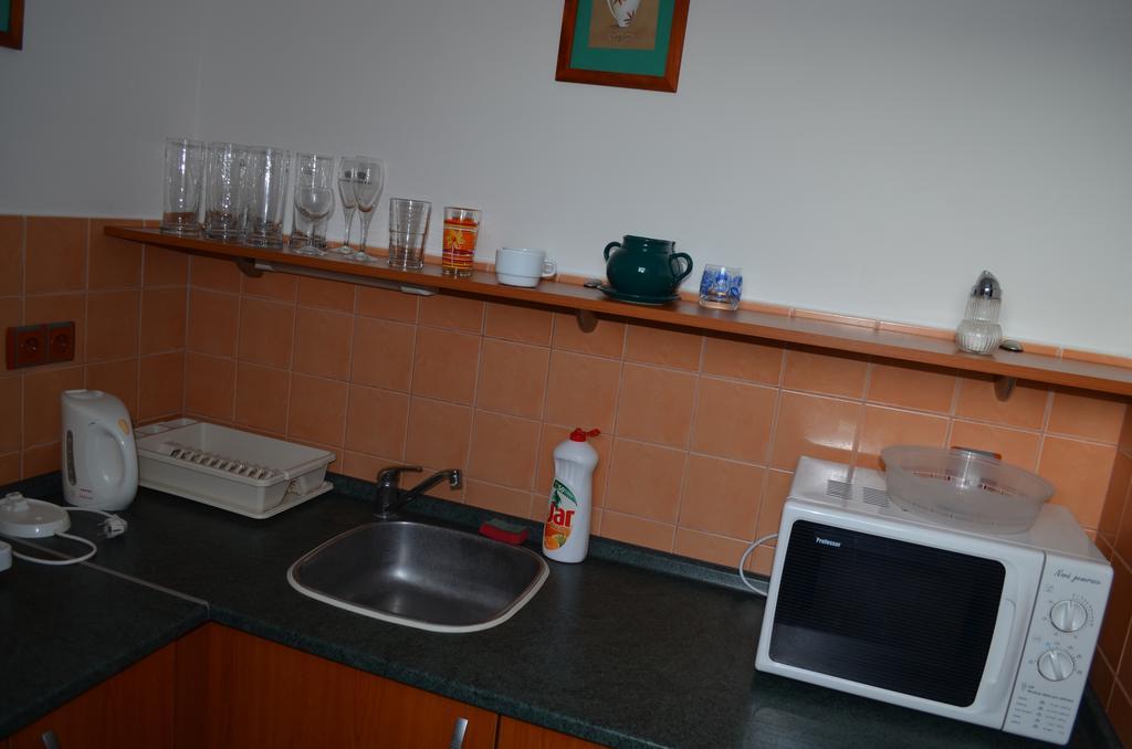 Hotel U Kapra Lázně Bělohrad Eksteriør billede
