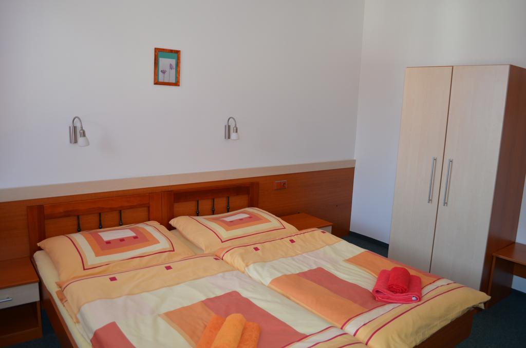 Hotel U Kapra Lázně Bělohrad Værelse billede