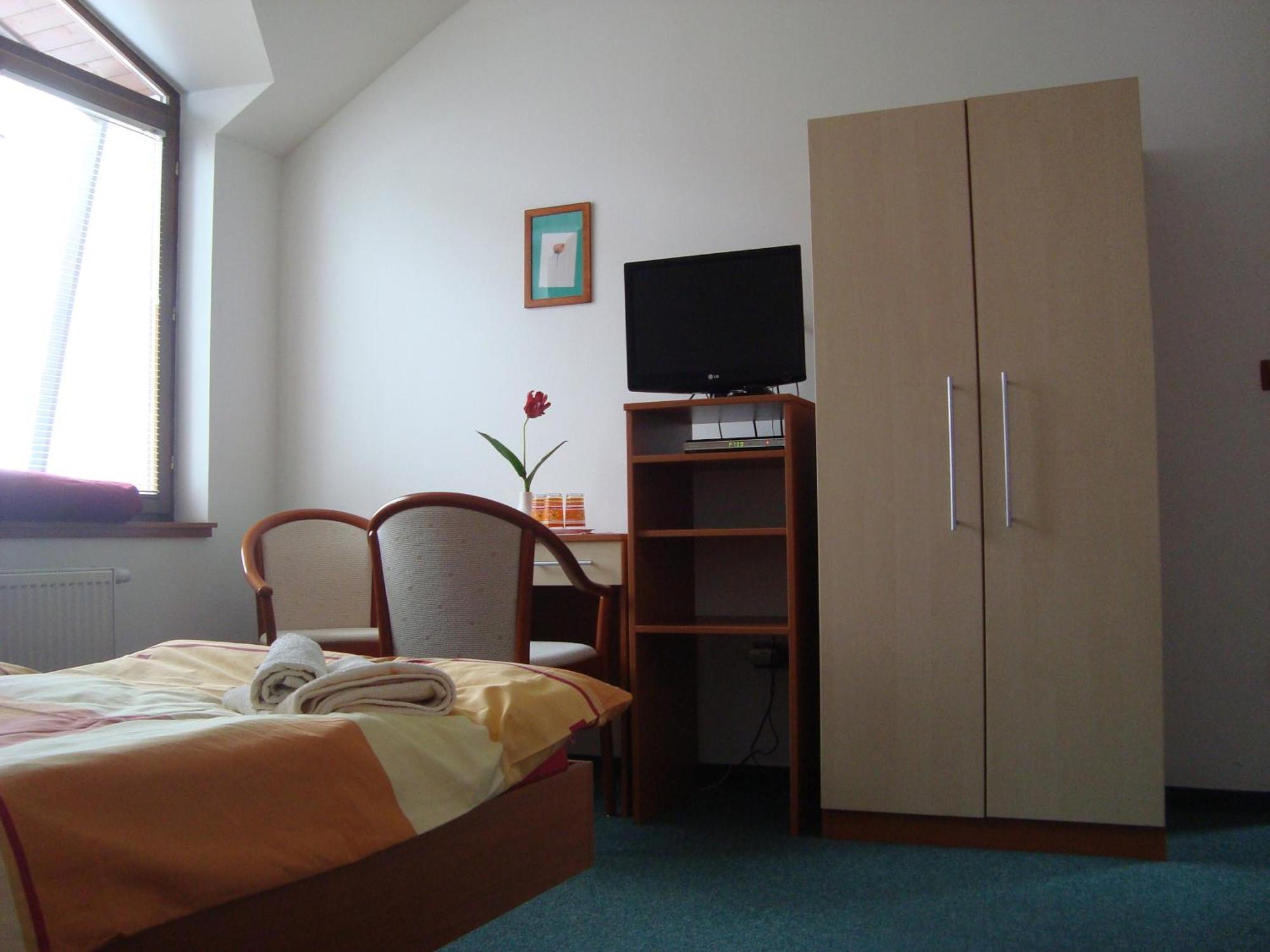 Hotel U Kapra Lázně Bělohrad Eksteriør billede
