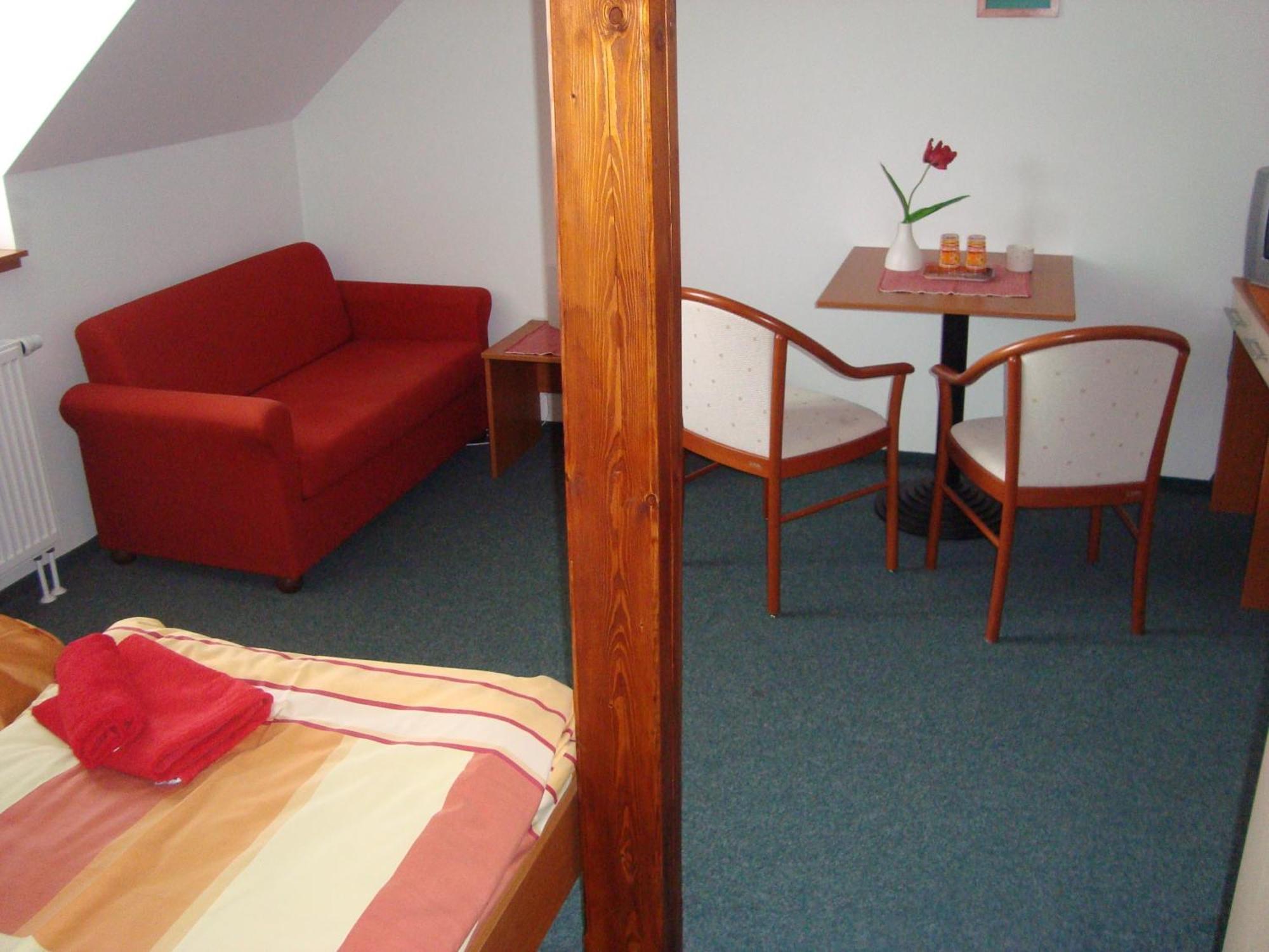 Hotel U Kapra Lázně Bělohrad Eksteriør billede